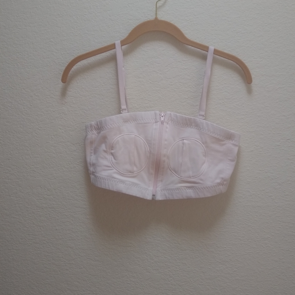 Hands Free Pumping Bra